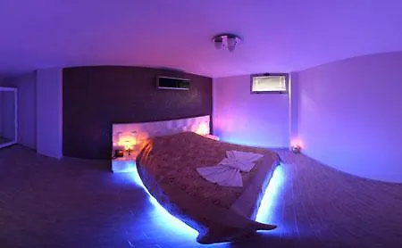 Boyalik Demirel & Отель Кешме