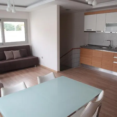 Boyalik Demirel & Отель *