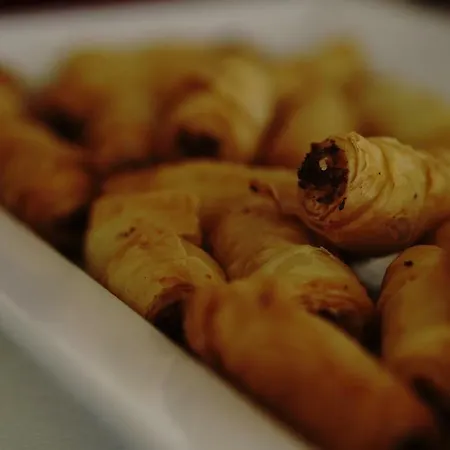 Boyalik Demirel & Отель Кешме