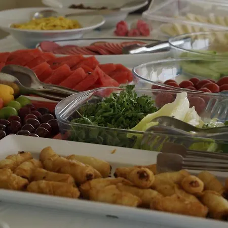 Boyalik Demirel & Отель Кешме