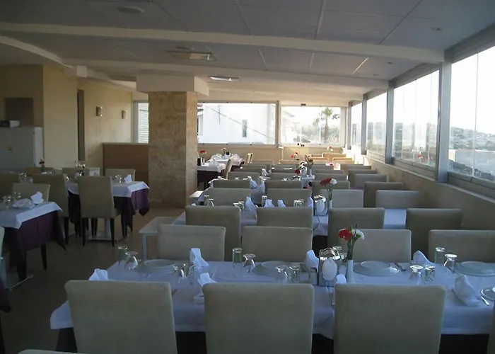 Boyalik Demirel & * Çeşme