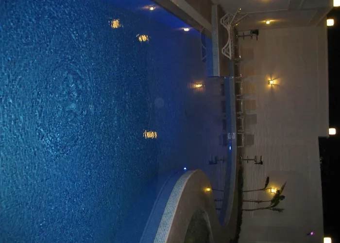 Boyalik Demirel & Hotel *