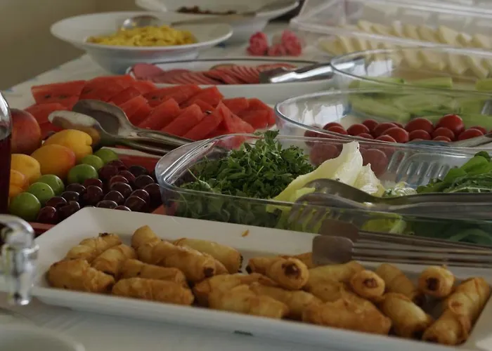 Boyalik Demirel & Hotel Çeşme